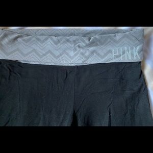 Pink by Victoria’s Secret leggings